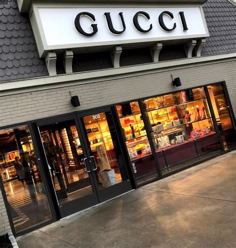 gucci outlet location|closest gucci outlet to me.